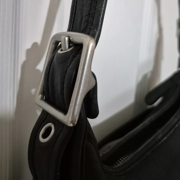 Coach Legacy Bag 9966 Nickel Hardware Vintage Black Leather Shoulder Bag - Picture 3 of 16